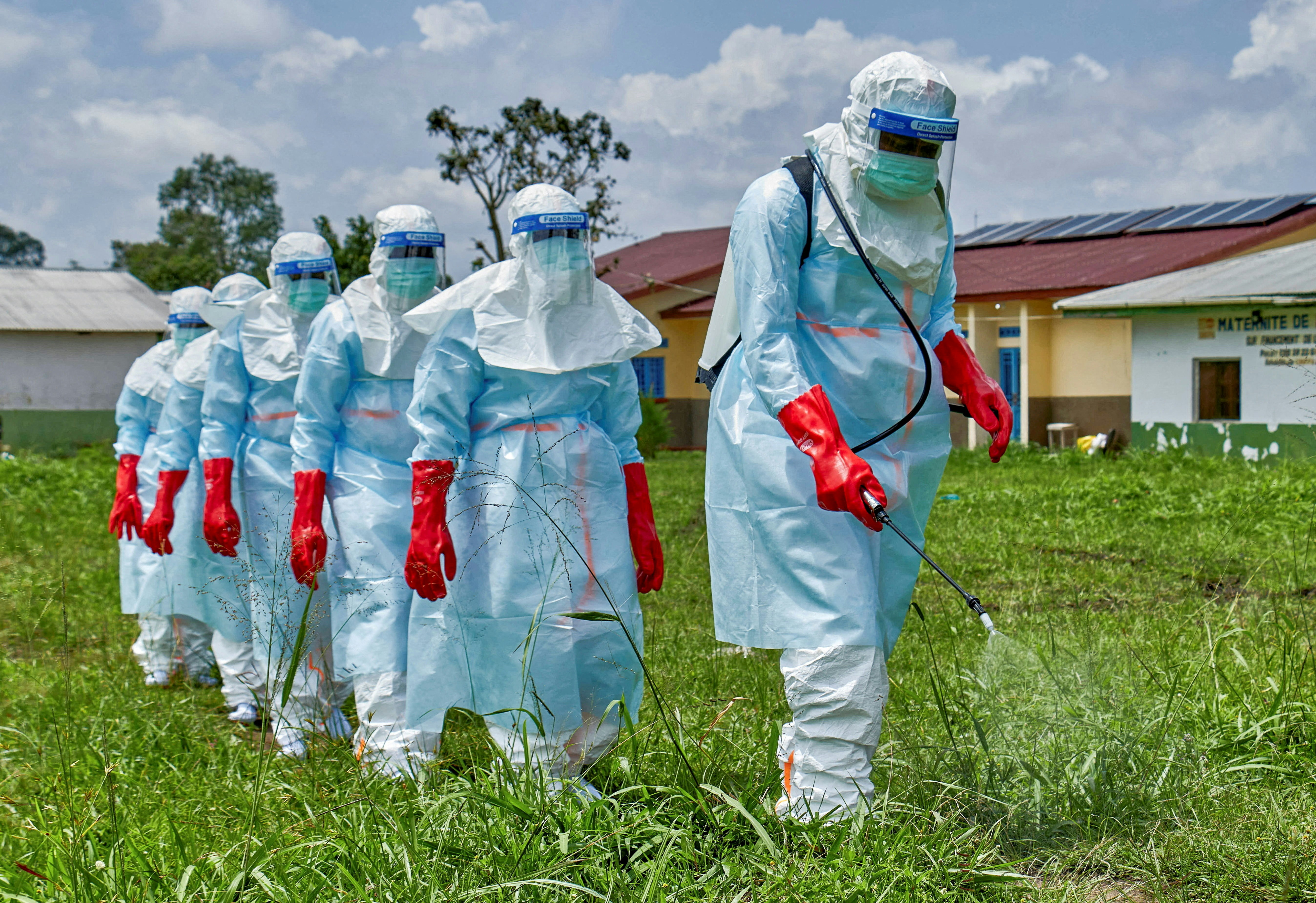 这波起源于刚果的伊波拉疫情极其凶猛，今年已酿成逾4000人死亡，成史上规模第二大的伊波拉疫情。（路透社）