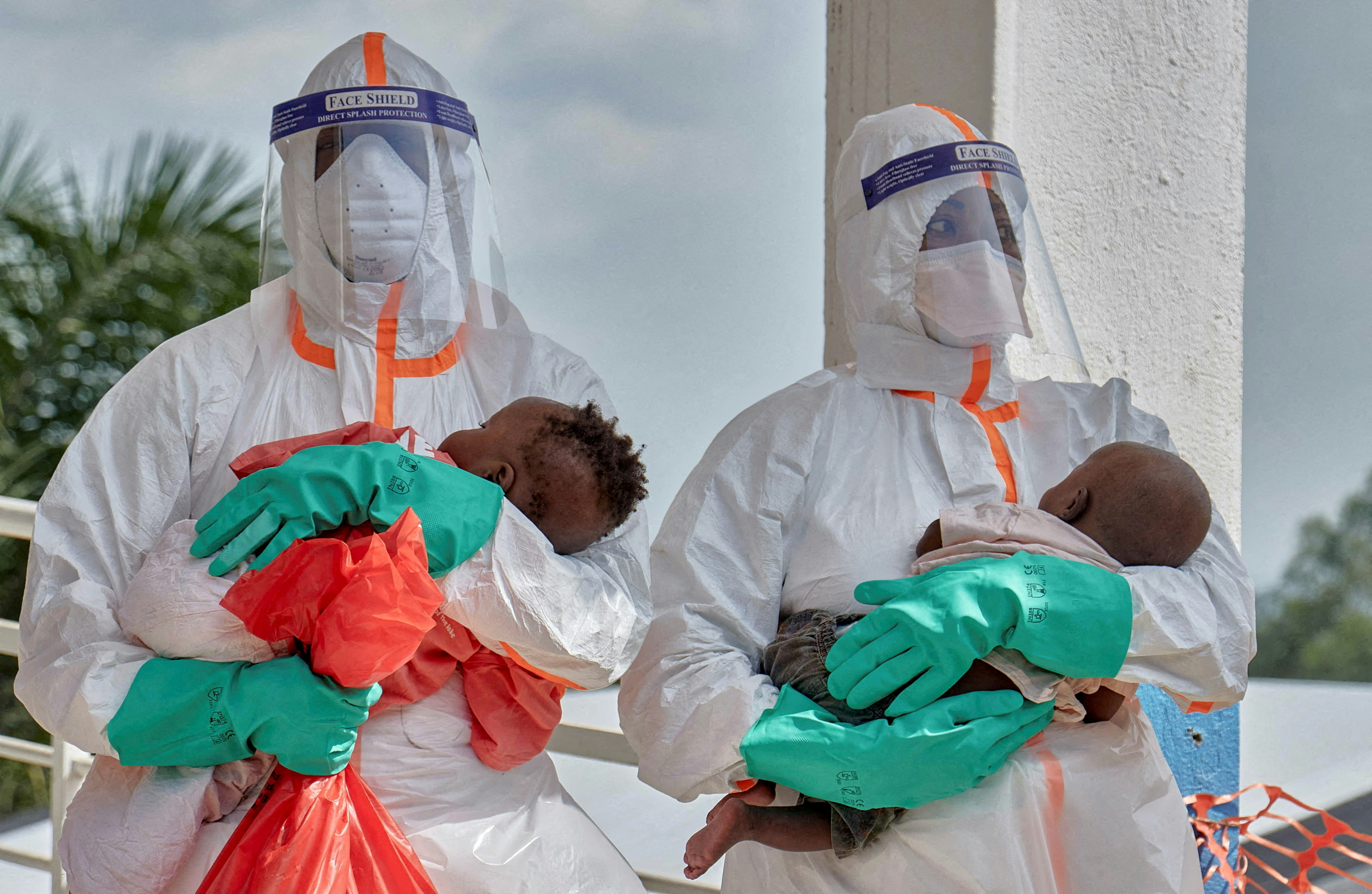 这波起源于刚果的伊波拉疫情极其凶猛，今年已酿成逾4000人死亡，成史上规模第二大的伊波拉疫情。（路透社）