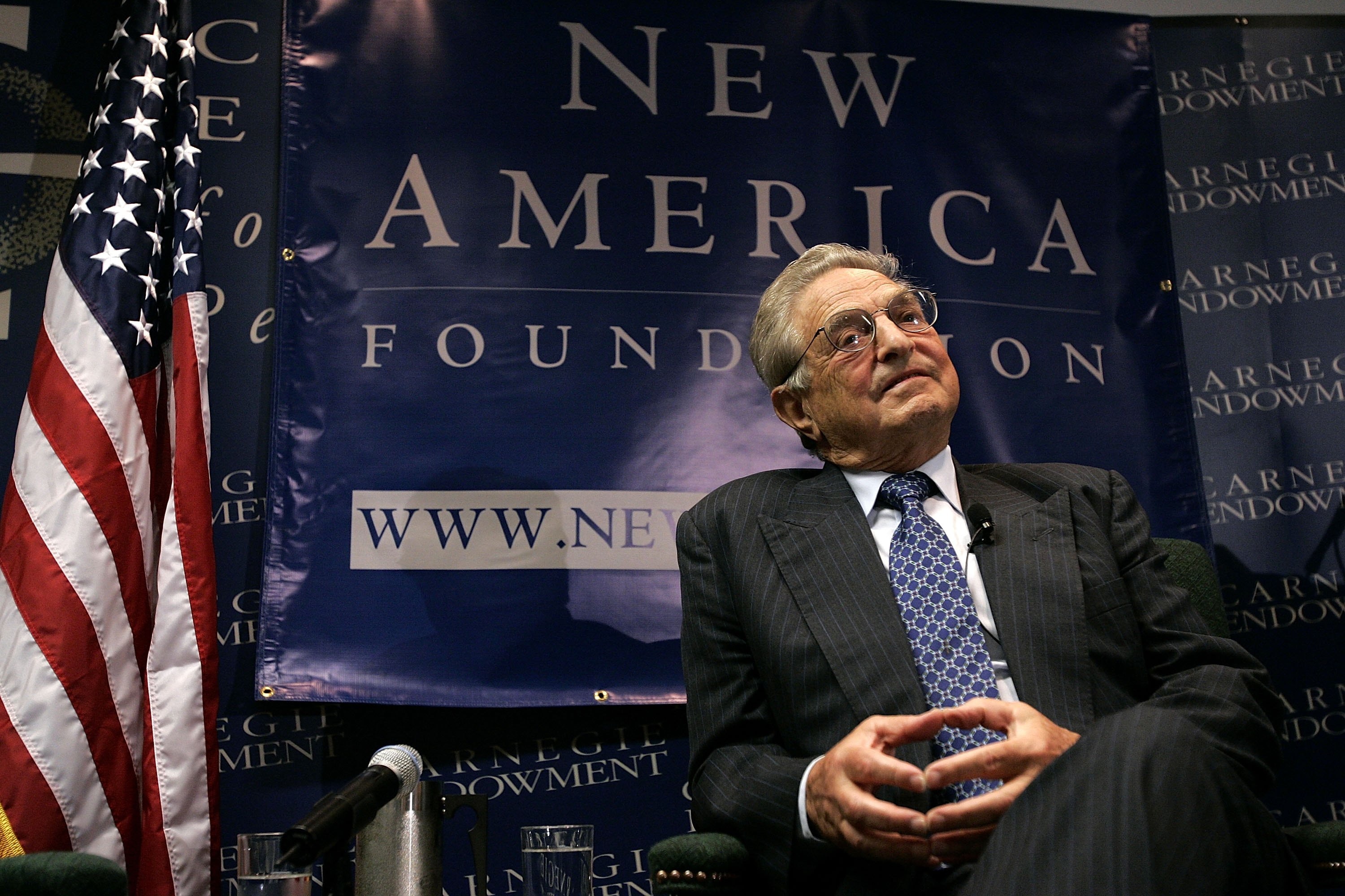 在资金投入上，美国金融大鳄索罗斯（George Soros）是民主党最引人注目的支持者，以1.02亿美元的捐款排名第一。（Getty Images）