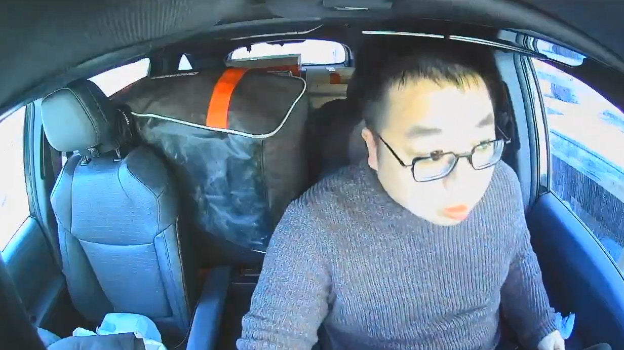 【相关阅读：美华裔司机微信接单变运200磅大麻！喊冤枉仍判罪成　绿卡恐不保】美国华裔司机卓文健在微信接单后，误卷大麻走私案。（网上影片截图）