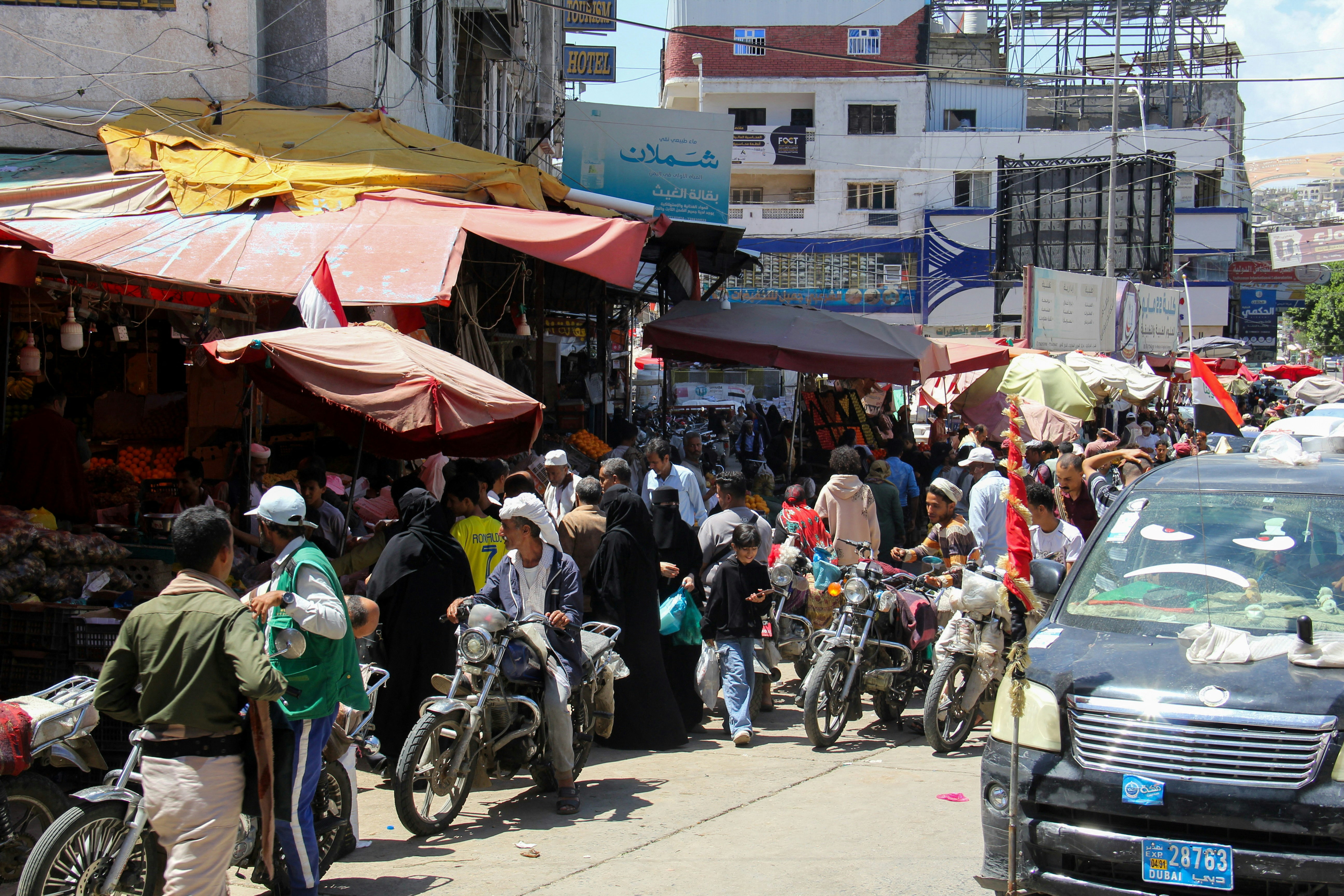 2026年10月5日，也门塔伊兹（Taiz）市面情况。（Reuters）