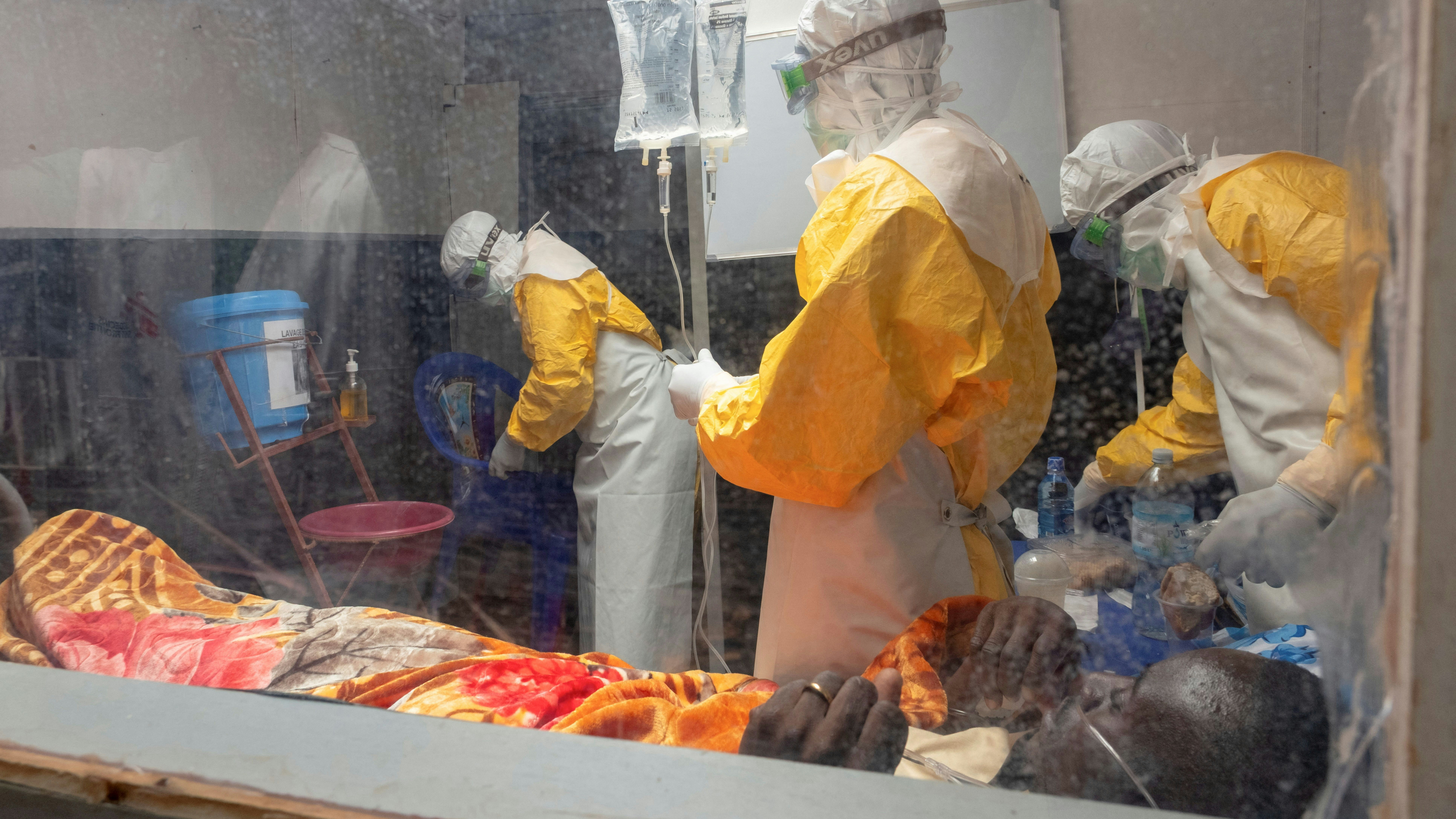 这波起源于刚果的伊波拉疫情极其凶猛，今年已酿成逾4000人死亡，成史上规模第二大的伊波拉疫情。（路透社）